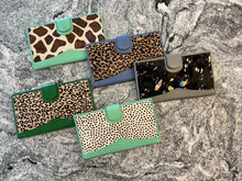 Load image into Gallery viewer, Travel Wallet