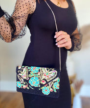 Load image into Gallery viewer, Beaded Floral Clutch
